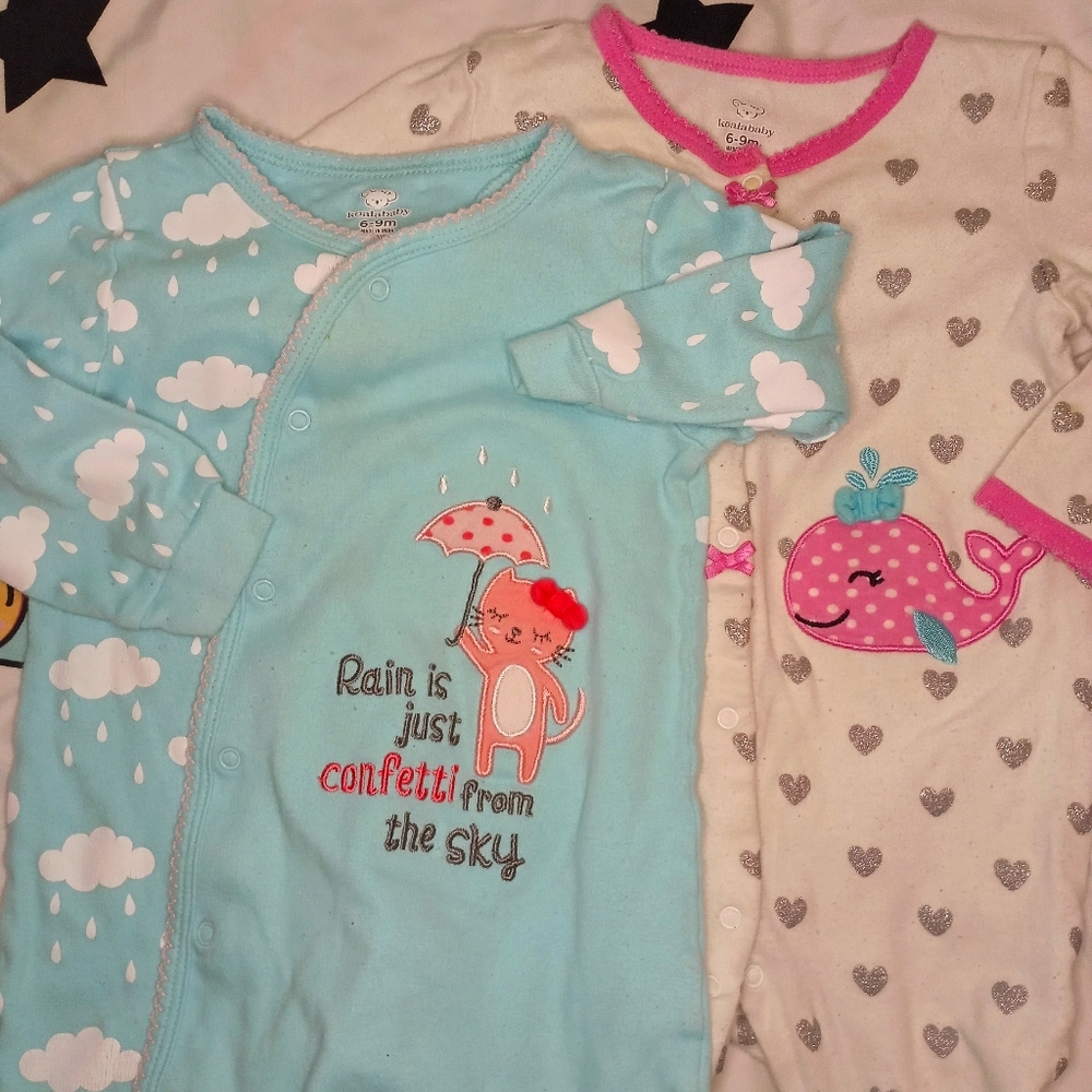 2 infant pajama onesies bundle